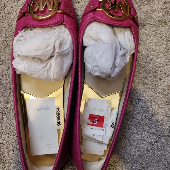 Michael Kors flat shoe, Color Fuschia. - Picture 1 of 2